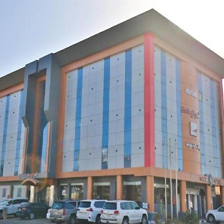 قصر اليمامة للاجنحة الفندقية-ينبع Yanbu Exterior foto